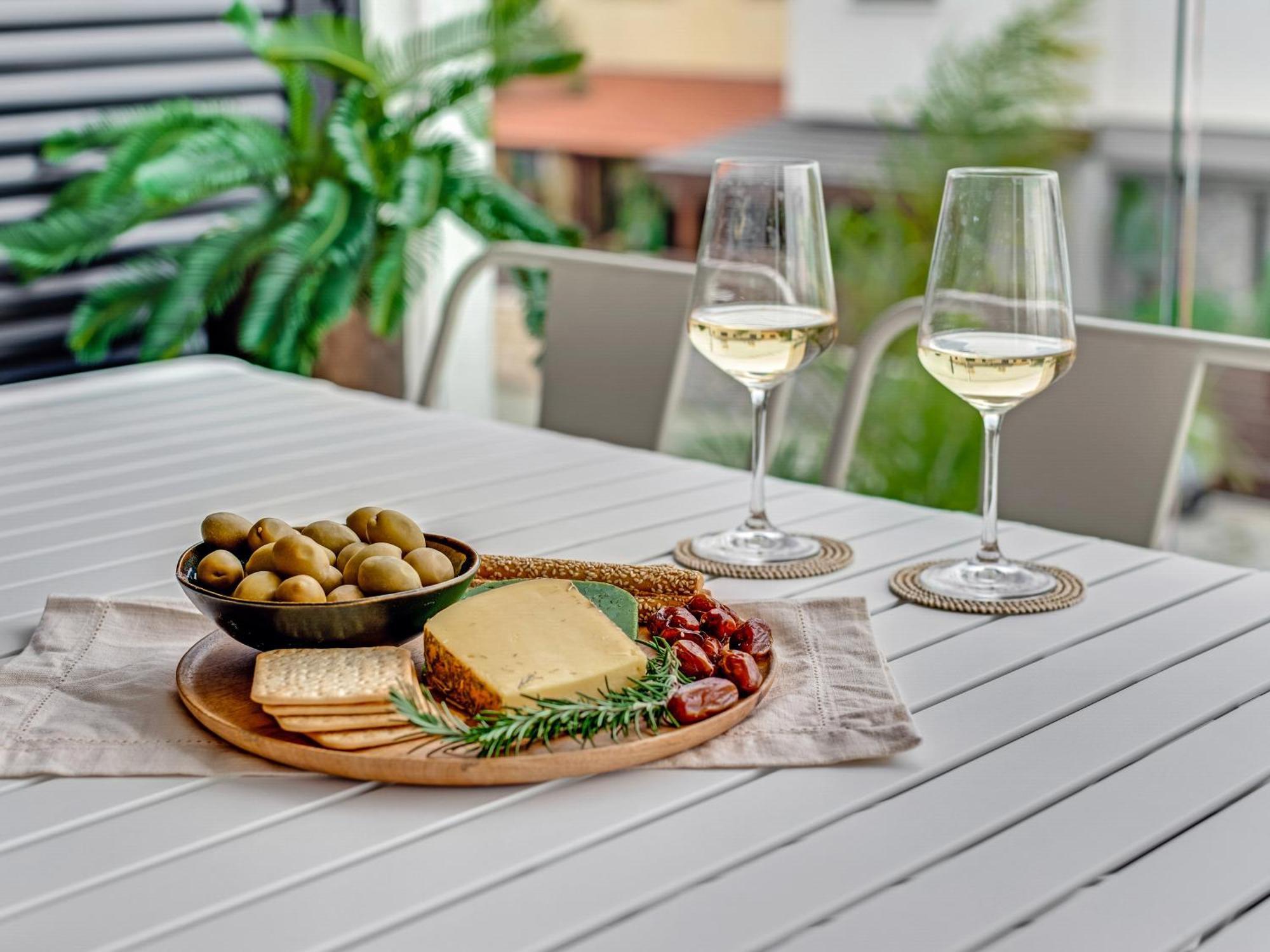 Sanders Only Limassol Kültér fotó